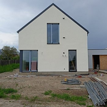 Průběh realizace zateplení fasády rodinného domu v Hrabyni