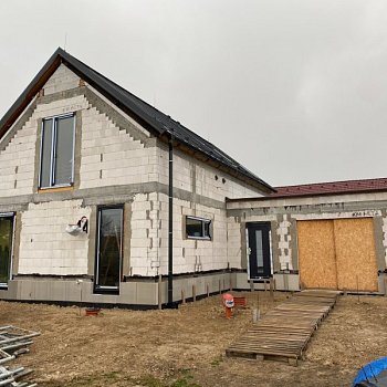 Průběh realizace zateplení fasády rodinného domu v Hrabyni