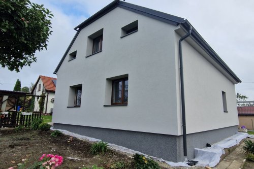 ,, Velice děkujeme za perfektně odvedenou práci a za velice šikovné řemeslníky´´