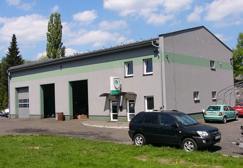 Zateplení rodinného domu AUTOSERVIS  Horní Suchá