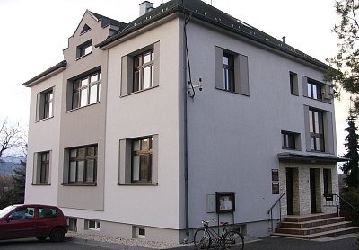Zateplení rodinného domu Hnojník - LÉKÁRNA