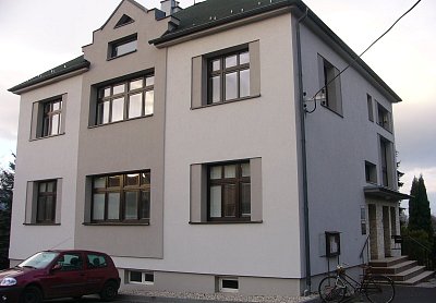 Zateplení rodinného domu Hnojník - LÉKÁRNA